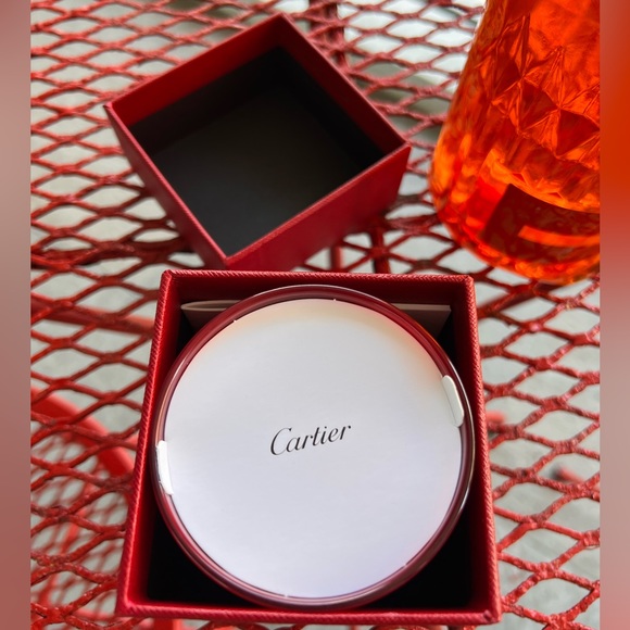 Authentic Cartier 6.5 oz scented candle with a Christmas motive. New. - Picture 4 of 11